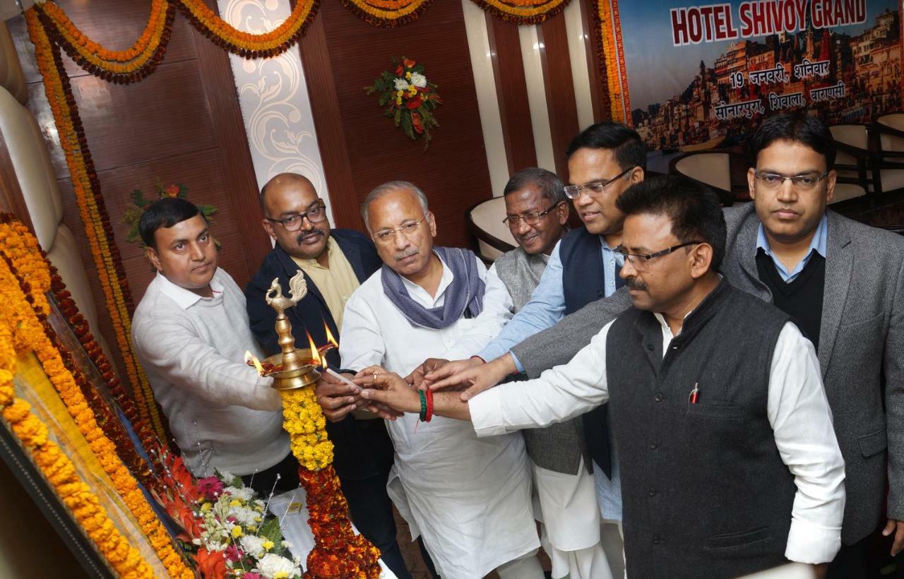 Hotel Shivoy Grand Varanasi Exterior photo